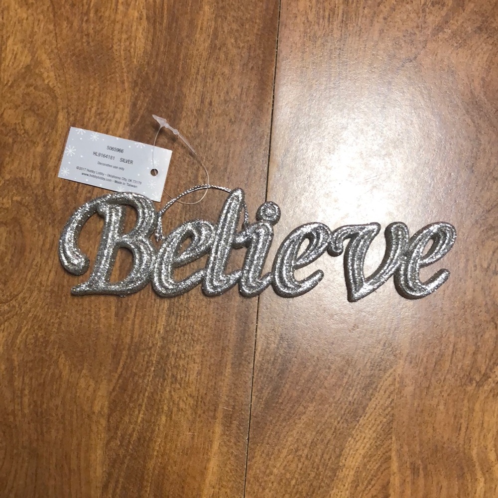 Silver Glitter Believe Wall Decor